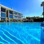 דירה Prestige 1 With Pool By Homing וילהמורה